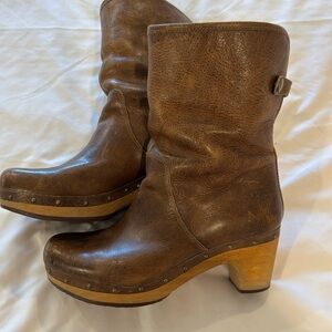 UGG Lynnea Leather Clog Boots, Brown 8